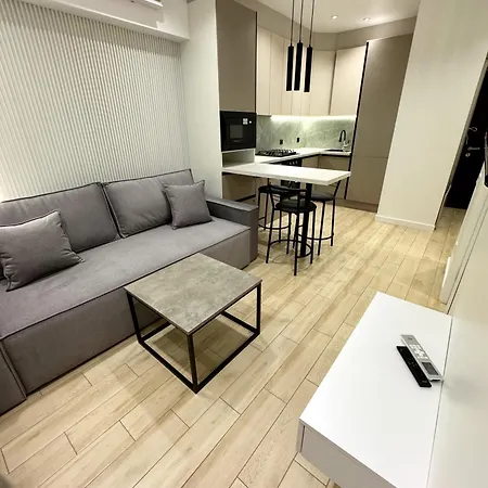 Apartment Avalon стрийська автовокзал,трускавецька Lviv