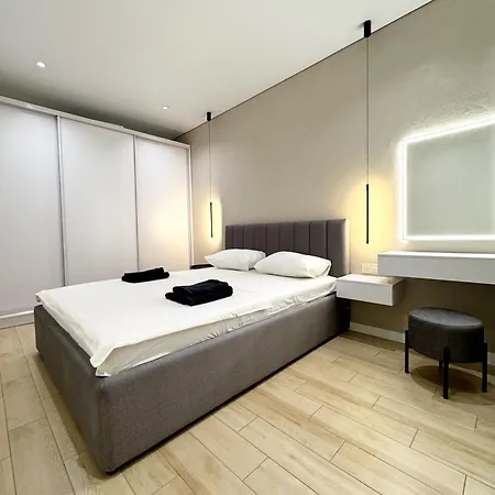 Avalon стрийська автовокзал,трускавецька Apartment *