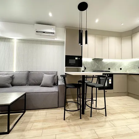 Apartment Avalon стрийська автовокзал,трускавецька Lviv