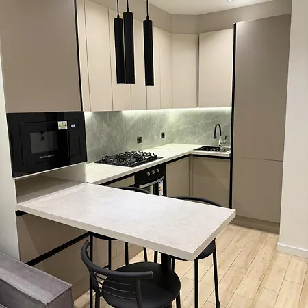 Avalon стрийська автовокзал,трускавецька * 利沃夫