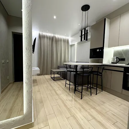 Avalon стрийська автовокзал,трускавецька *